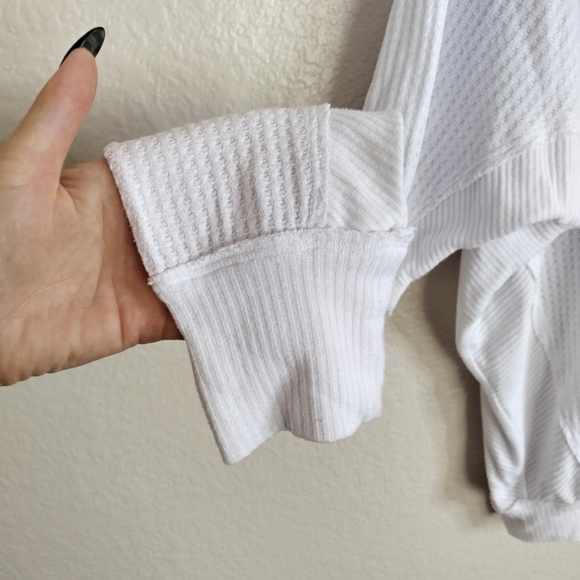 Free People We The Free Santa Clara Thermal top in white sz L - Picture 7 of 8